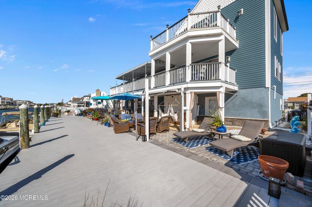 3235 Osborn Terrace, Toms River, NJ 08753