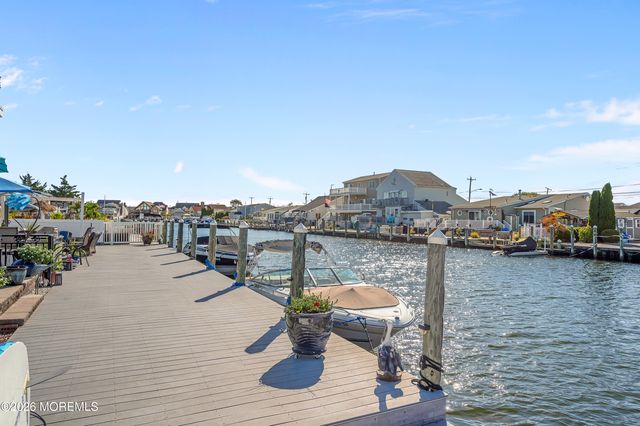 3235 Osborn Terrace, Toms River, NJ 08753