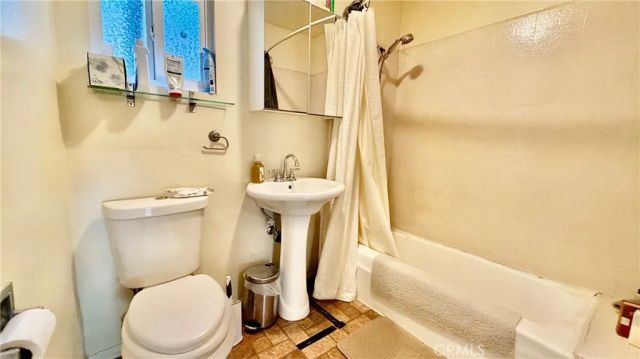 843 Laveta Terrace, Echo Park, CA 90026