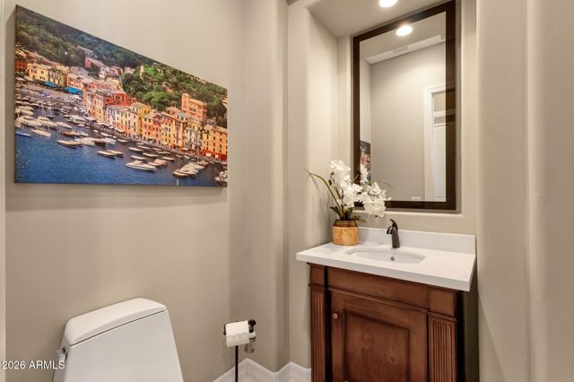 8155 E THORNTREE Drive, Scottsdale, AZ 85266