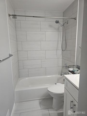 19 Washington Place, Metuchen, NJ 08840