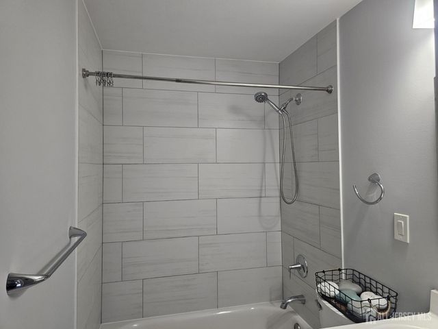 19 Washington Place, Metuchen, NJ 08840