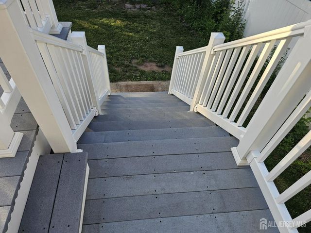 19 Washington Place, Metuchen, NJ 08840