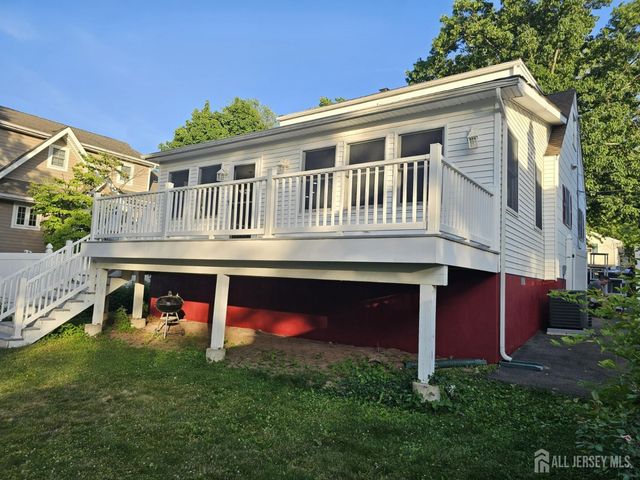 19 Washington Place, Metuchen, NJ 08840