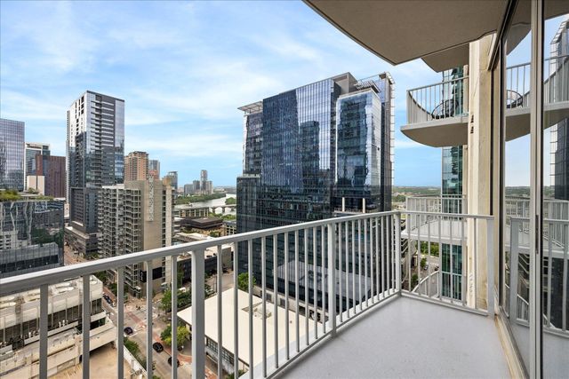 360 Nueces ST 2005, Austin, TX 78701
