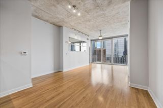 360 Nueces ST 2005, Austin, TX 78701