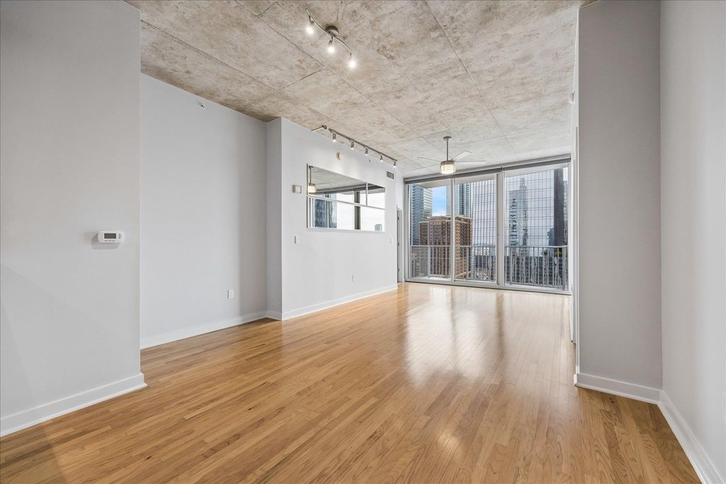 360 Nueces ST 2005, Austin, TX 78701