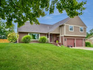 6800 Curtwood Drive 6800 Curtwood Drive, Tipp City, OH 45371