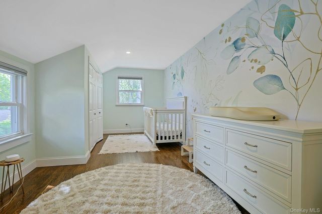 201 Westchester Avenue, Thornwood, NY 10594