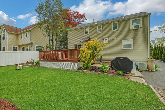 201 Westchester Avenue, Thornwood, NY 10594
