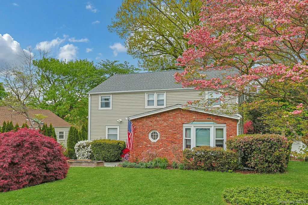 201 Westchester Avenue, Thornwood, NY 10594