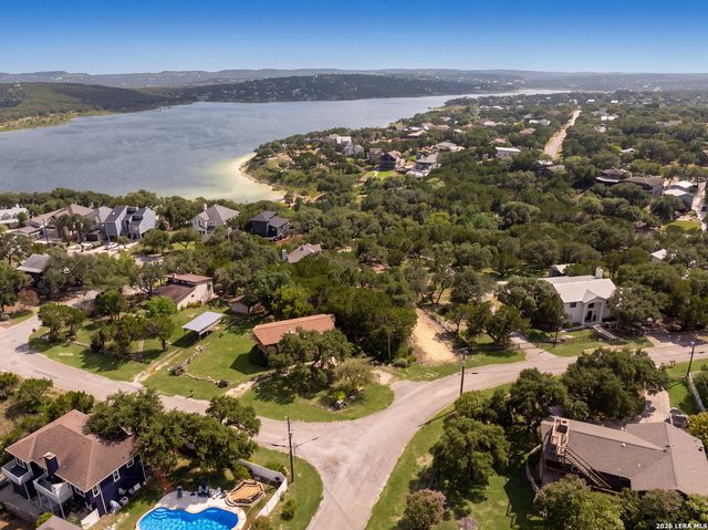 1270 STAGECOACH DR, Canyon Lake, TX 78133