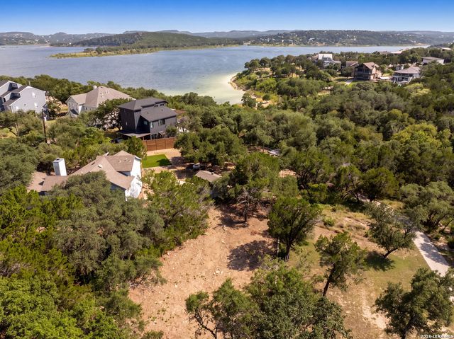 1270 STAGECOACH DR, Canyon Lake, TX 78133