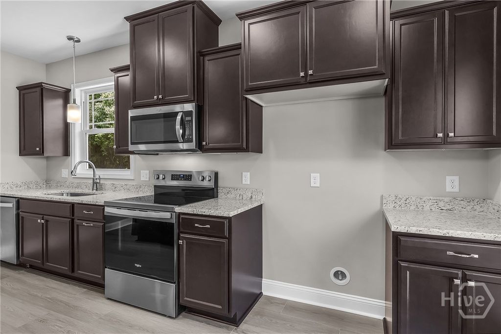 Image 14 of property listing at 2235 Alaska Street, Savannah, GA 31404