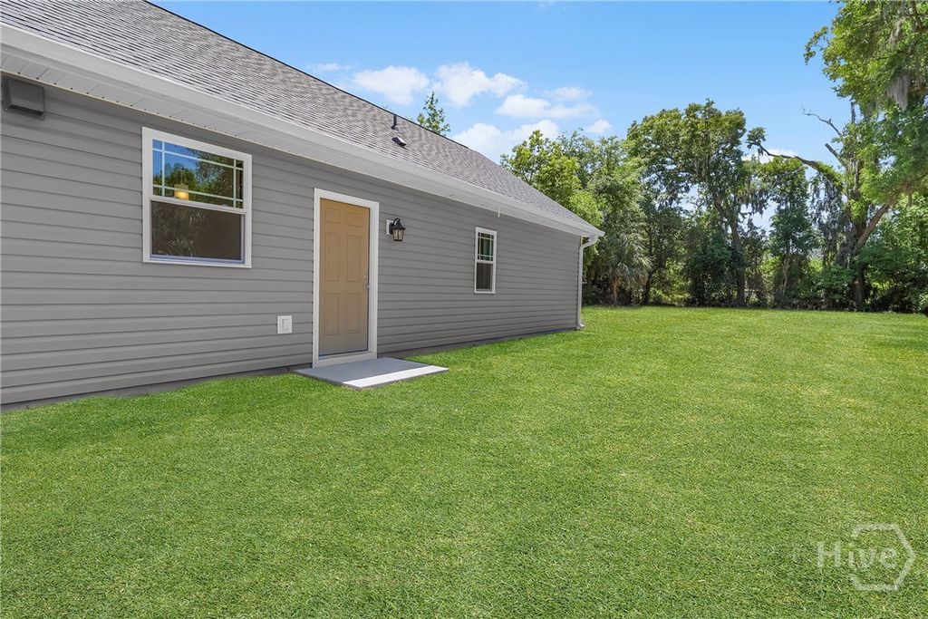 Image 33 of property listing at 2235 Alaska Street, Savannah, GA 31404