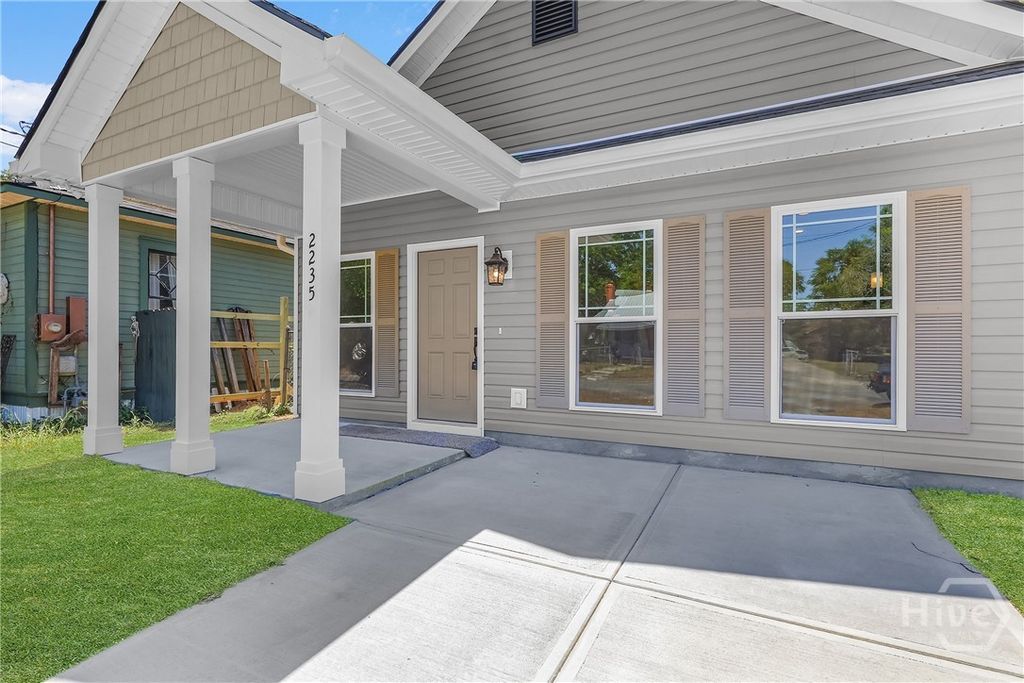 Image 4 of property listing at 2235 Alaska Street, Savannah, GA 31404