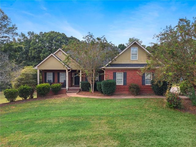 70 Line Drive, Newborn, GA 30056
