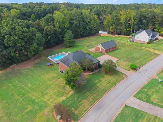 70 Line Drive, Newborn, GA 30056