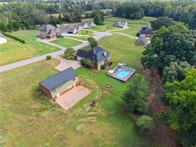 70 Line Drive, Newborn, GA 30056