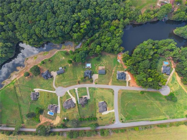 70 Line Drive, Newborn, GA 30056