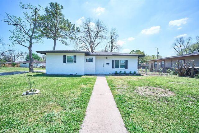 12234 Dumas Street, Houston, TX 77034