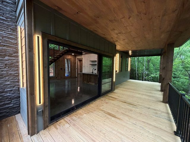 538 Hiawatha Trail, Blue Ridge, GA 30513