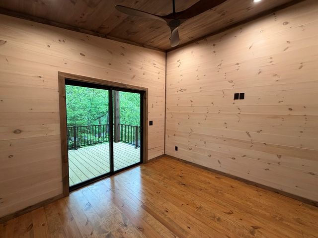 538 Hiawatha Trail, Blue Ridge, GA 30513