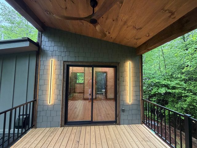 538 Hiawatha Trail, Blue Ridge, GA 30513