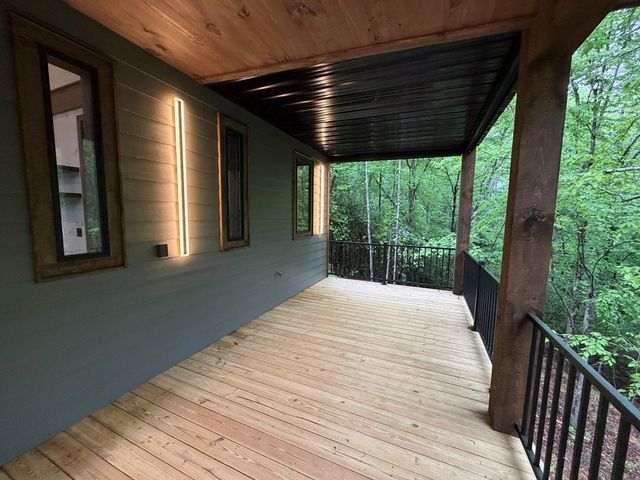 538 Hiawatha Trail, Blue Ridge, GA 30513