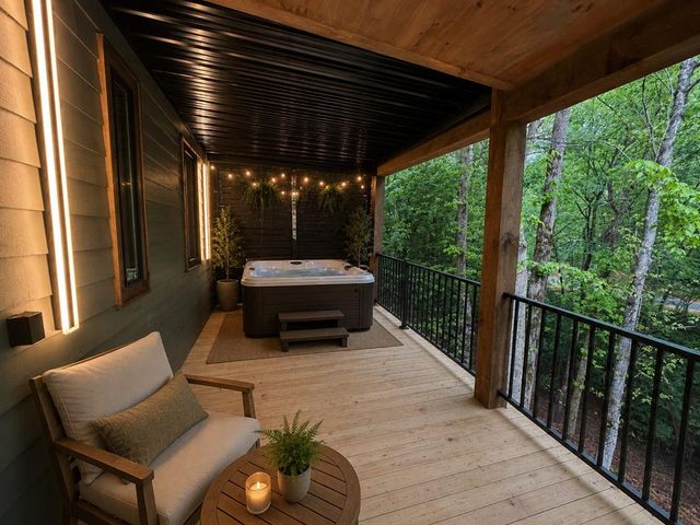538 Hiawatha Trail, Blue Ridge, GA 30513