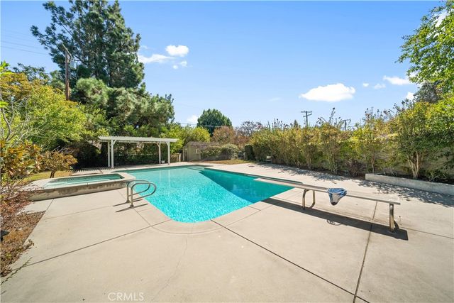 2465 Lorain Road, San Marino, CA 91108