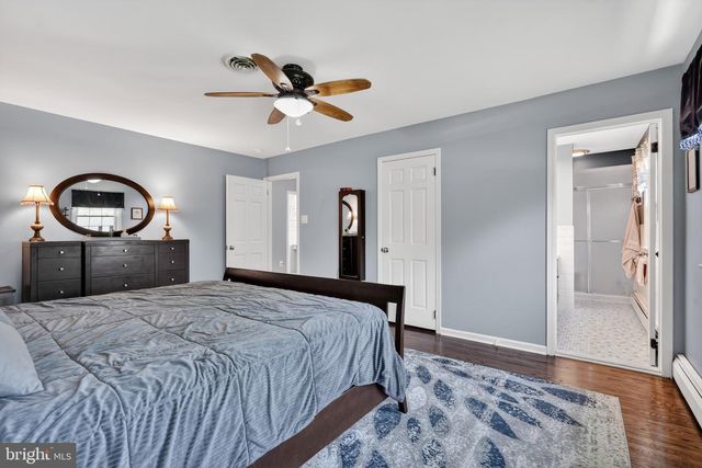 113 GLENWOOD DR, Washington Crossing, PA 18977