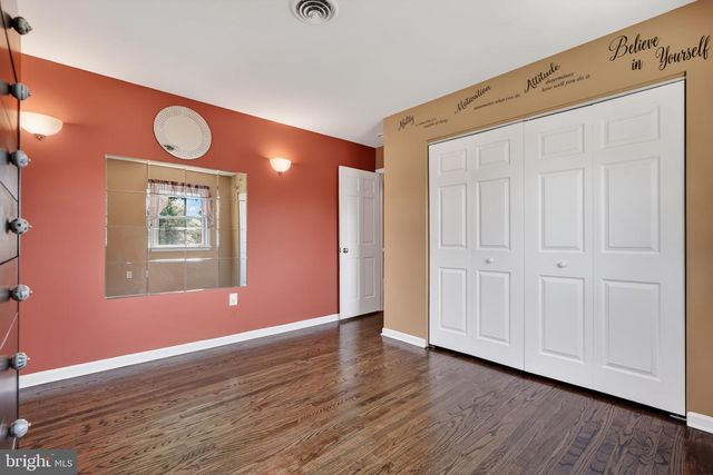 113 GLENWOOD DR, Washington Crossing, PA 18977