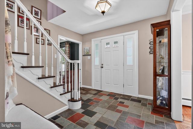 113 GLENWOOD DR, Washington Crossing, PA 18977