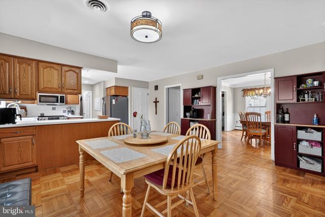 113 GLENWOOD DR, Washington Crossing, PA 18977