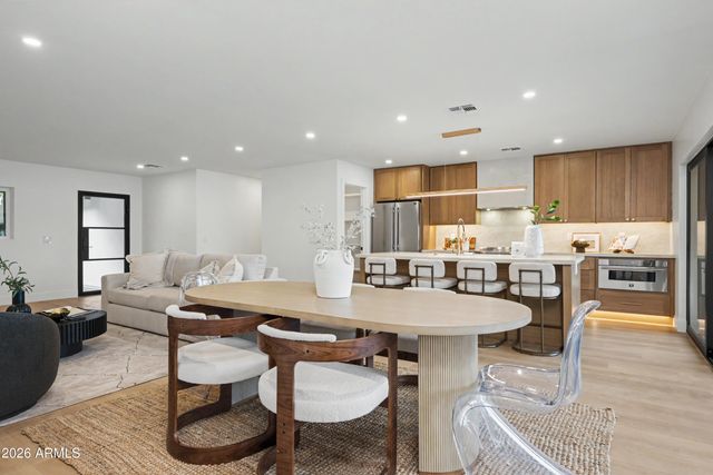 4915 E MARILYN Road, Scottsdale, AZ 85254