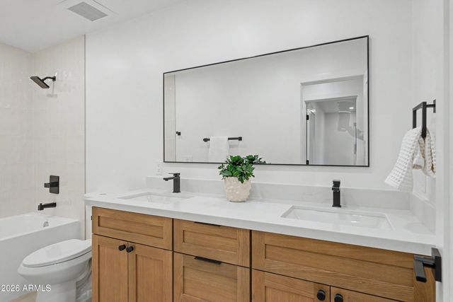 4915 E MARILYN Road, Scottsdale, AZ 85254