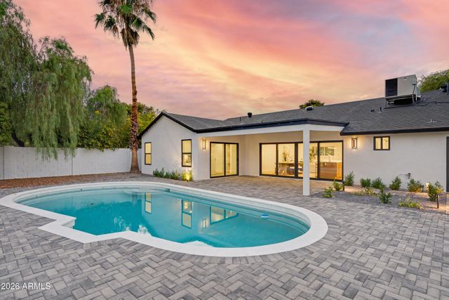 4915 E MARILYN Road, Scottsdale, AZ 85254