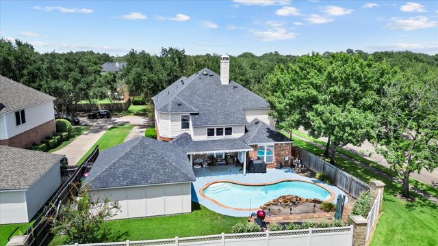 406 Silver Creek Circle, Richmond, TX 77406