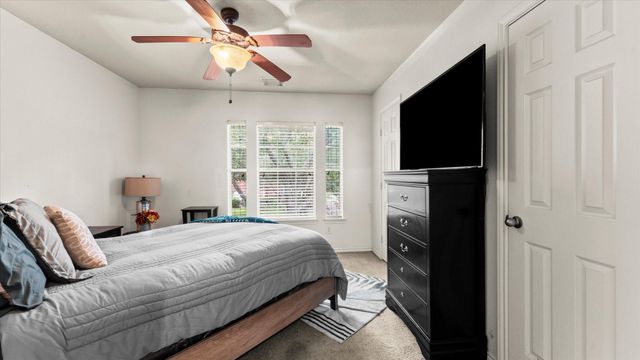 406 Silver Creek Circle, Richmond, TX 77406