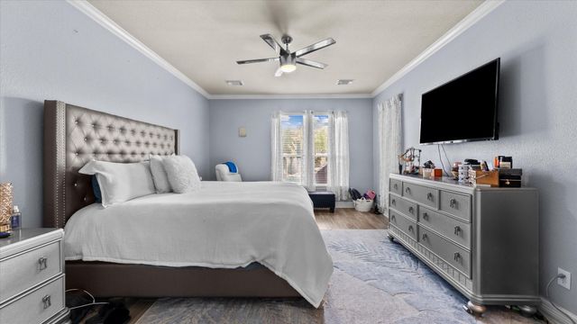 406 Silver Creek Circle, Richmond, TX 77406