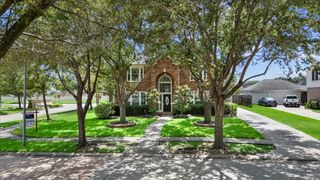 406 Silver Creek Circle, Richmond, TX 77406