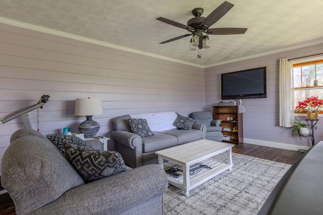 10770 Brown Ridge Road, Morehead, KY 40351