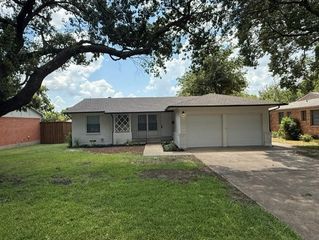413 Marilu Street, Richardson, TX 75080