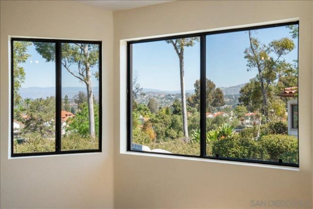 12202 Paseo Lucido D, San Diego, CA 92128