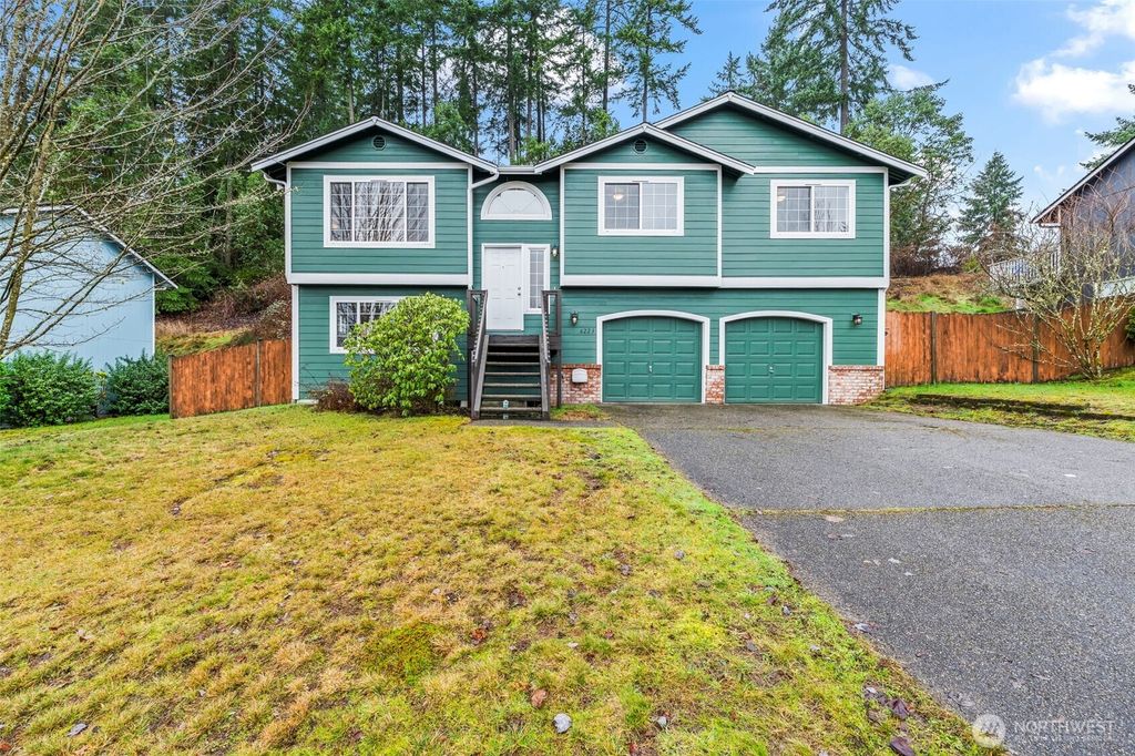 6223 Grandridge Drive SE, Port Orchard, WA 98367