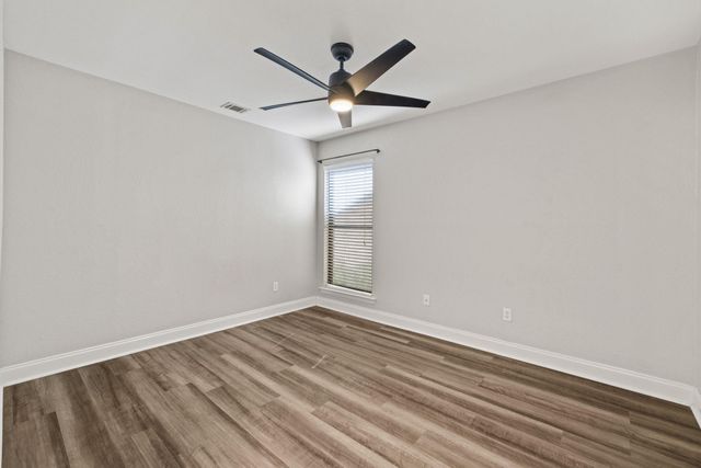 5107 Leralynn ST 201, Austin, TX 78751