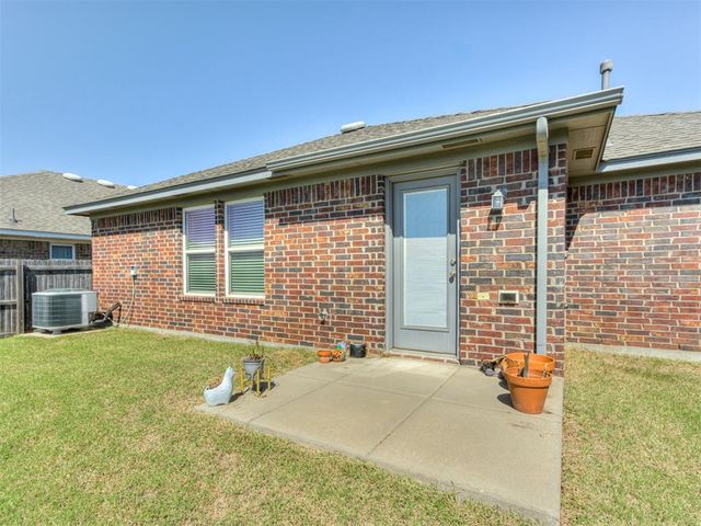 6712 NW 156th Street, Edmond, OK 73013