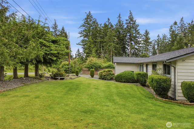 3343 Garfield Court, Oak Harbor, WA 98277