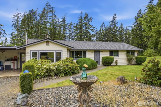 3343 Garfield Court, Oak Harbor, WA 98277